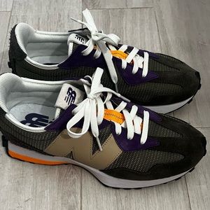 New Balance 327 Men’s Sneakers- worn once